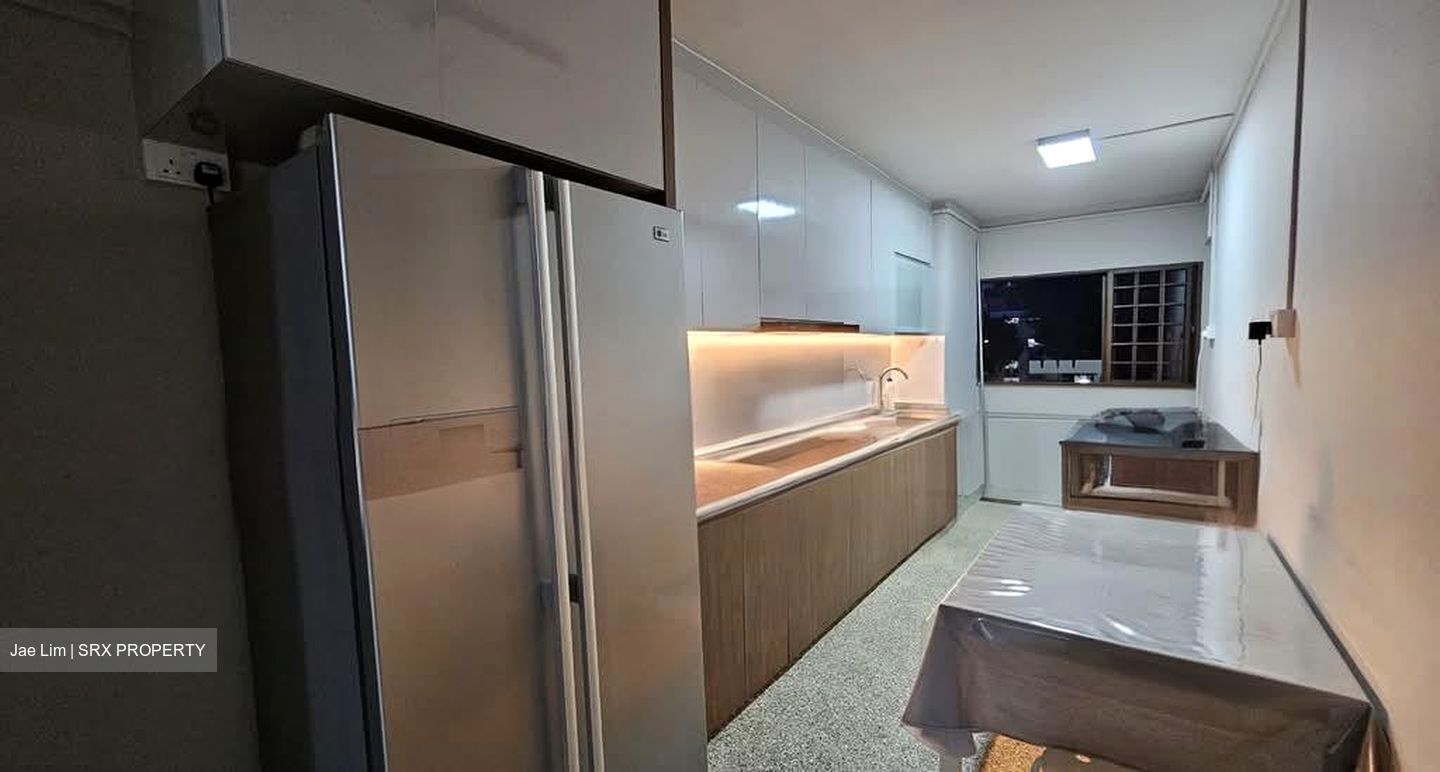 Blk 138 Tampines Street 11 (Tampines), HDB Executive #557789521
